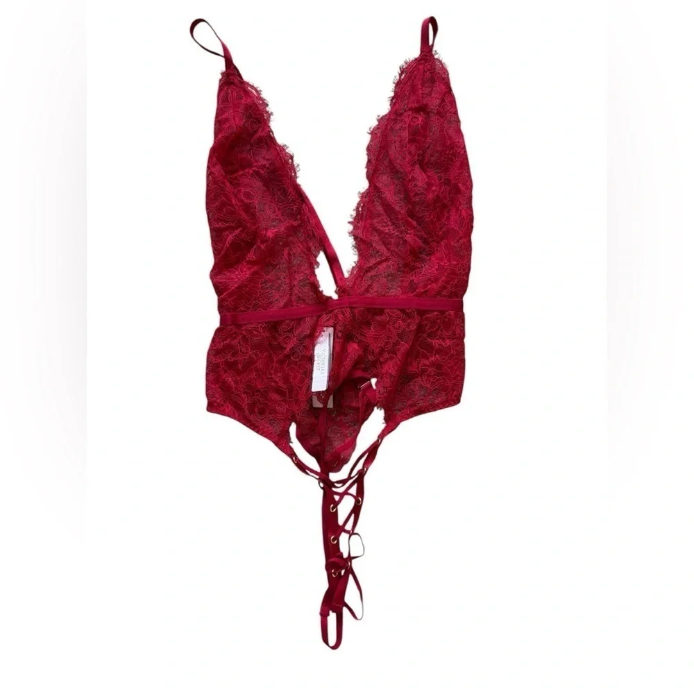 NWT! Victoria's Secret Women's Lace Teddy Bodysuit Red L One Piece Intimates